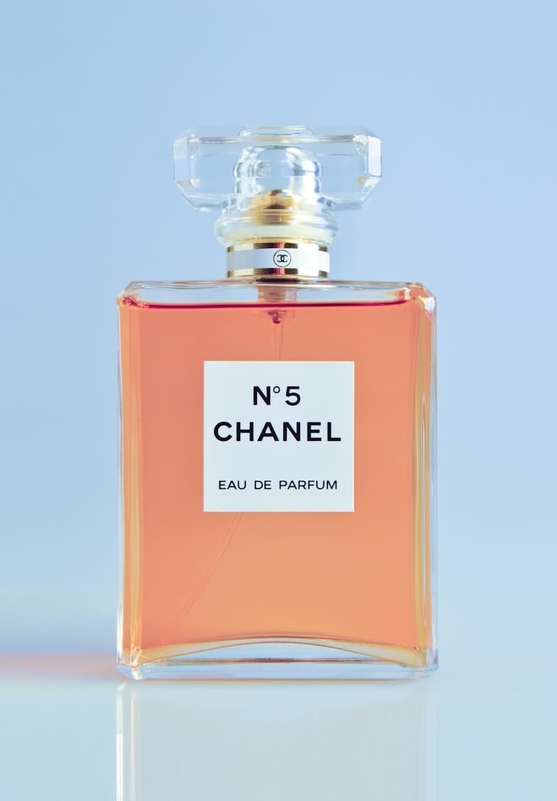 Luxury perfume bottles fulfilled by 3PLGuys